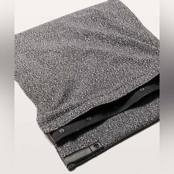 Lululemon Vinyasa Infinity Scarf Rulu Reconnect Jacquard Luon OS Grey Black - Picture 4 of 8
